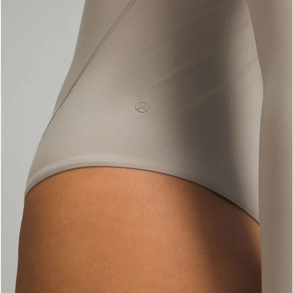 Lululemon | size xsmall | turtleneck bodysuit - Picture 5 of 14